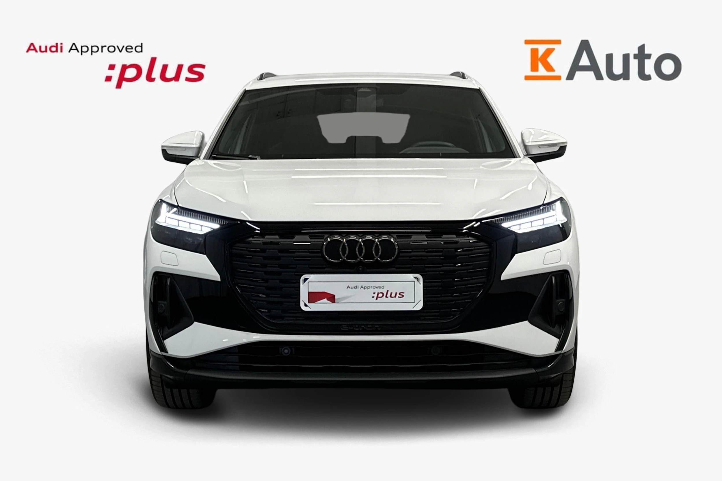 valkoinen Audi Q4 e-tron 2024 kuva 4.