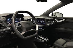 valkoinen Audi Q4 e-tron 2024 kuva 6.