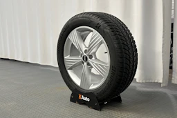 valkoinen Audi Q4 e-tron 2024 kuva 10.