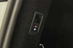 valkoinen Audi Q4 e-tron 2024 kuva 13.