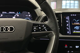 valkoinen Audi Q4 e-tron 2024 kuva 18.