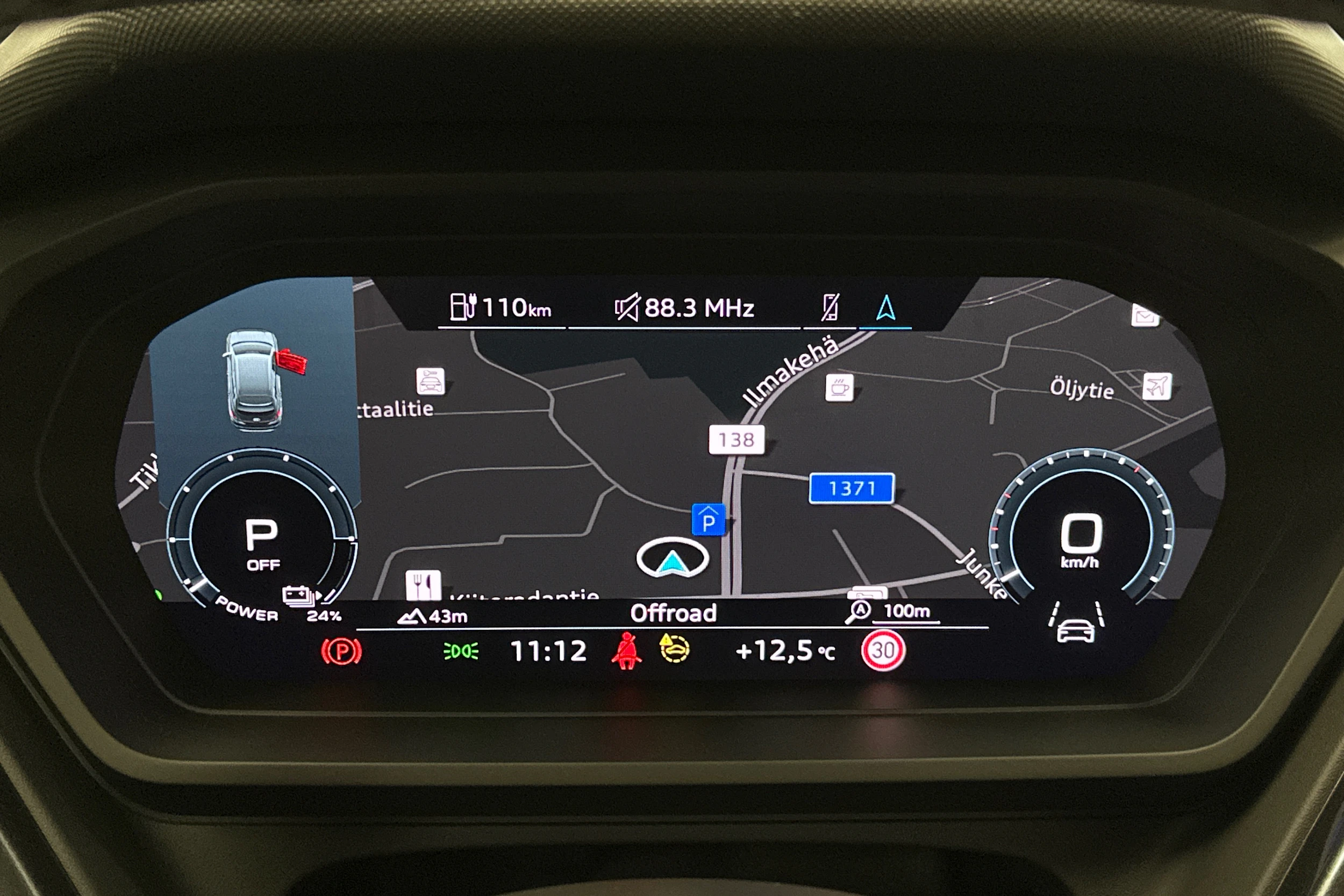 valkoinen Audi Q4 e-tron 2024 kuva 20.