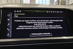 valkoinen Audi Q4 e-tron 2024 kuva 22.