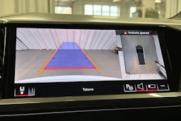 valkoinen Audi Q4 e-tron 2024 kuva 27.