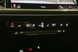 valkoinen Audi Q4 e-tron 2024 kuva 28.