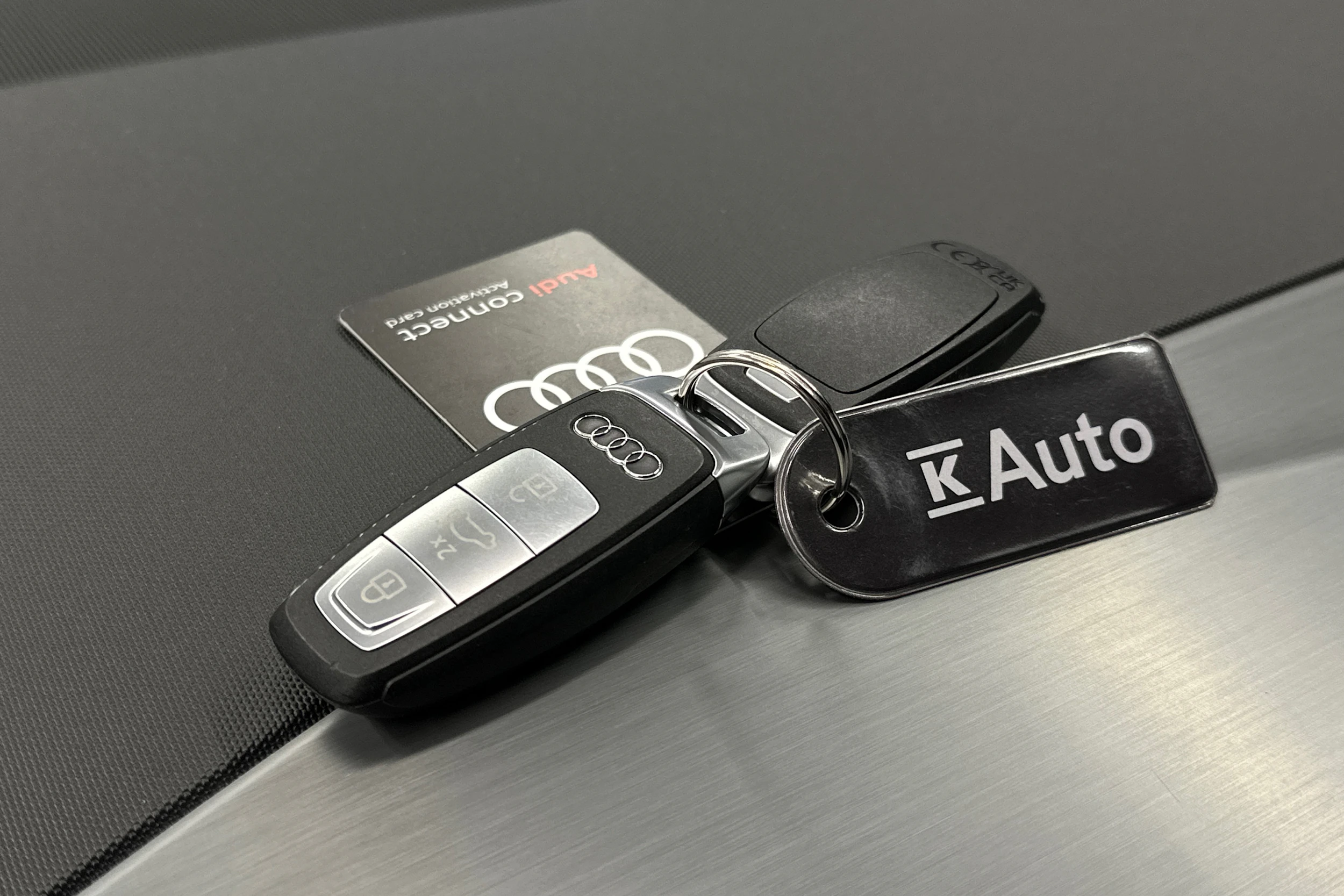 valkoinen Audi Q4 e-tron 2024 kuva 31.