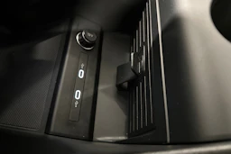 harmaa Audi Q4 e-tron 2024 kuva 24.