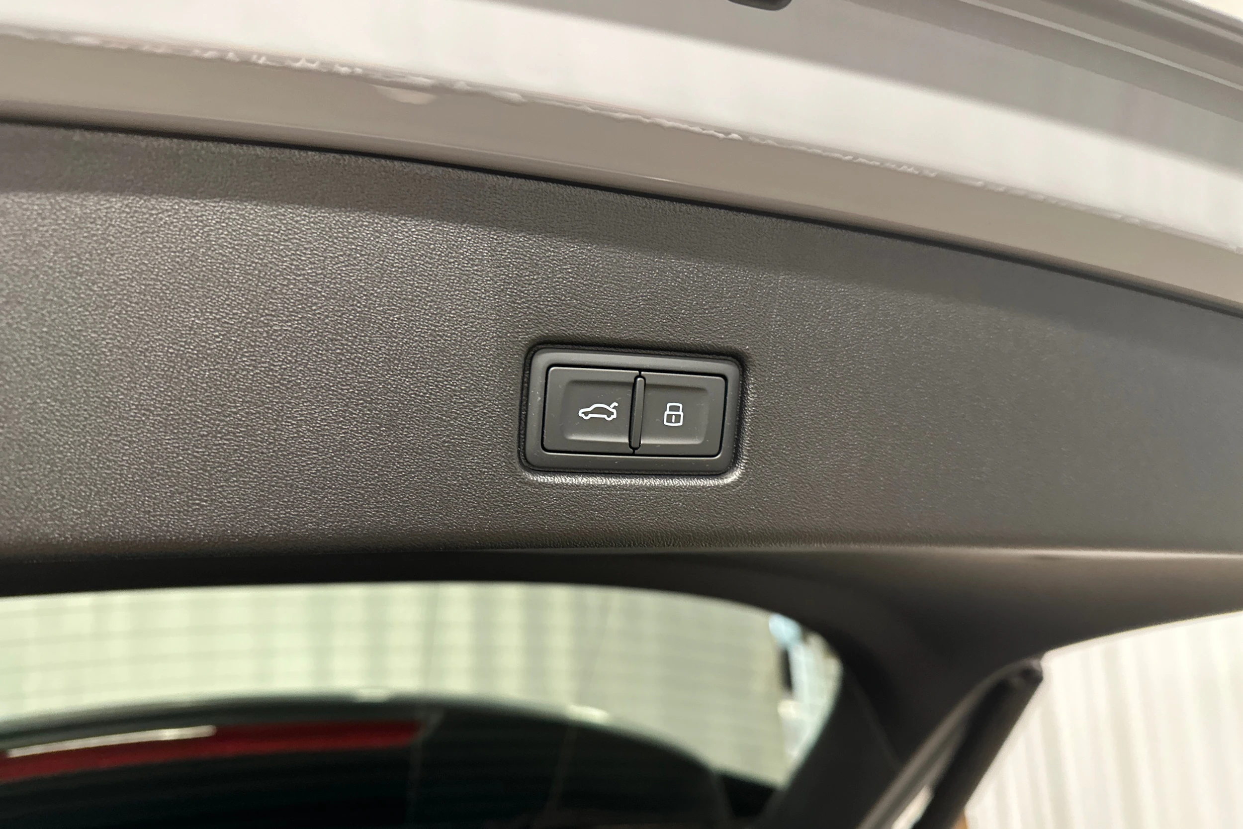 harmaa Audi Q4 e-tron 2024 kuva 27.