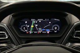 sininen Audi Q4 e-tron 2024 kuva 13.