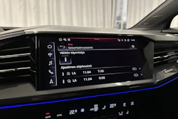 sininen Audi Q4 e-tron 2024 kuva 17.