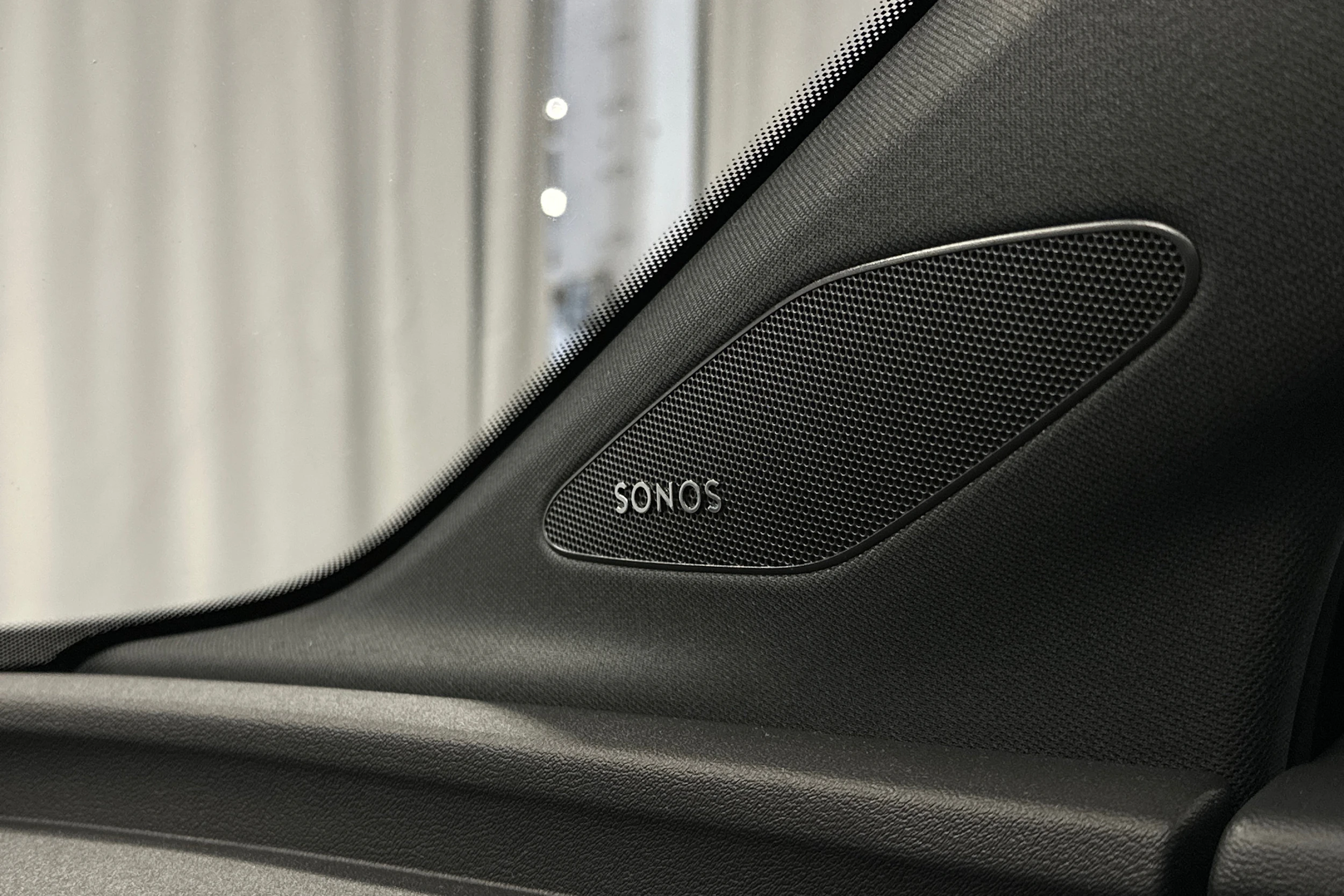 sininen Audi Q4 e-tron 2024 kuva 24.