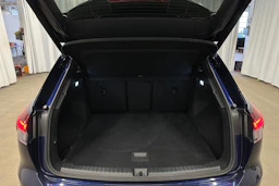 sininen Audi Q4 e-tron 2024 kuva 29.