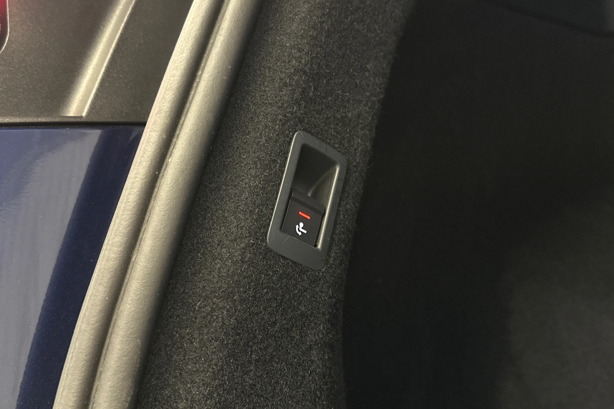 sininen Audi Q4 e-tron 2024 kuva 31.