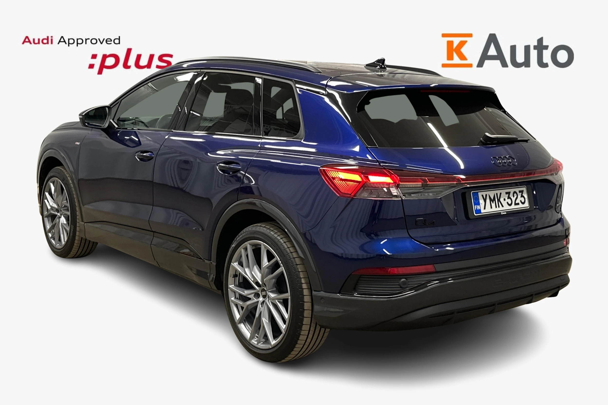 sininen Audi Q4 e-tron 2024 kuva 2.