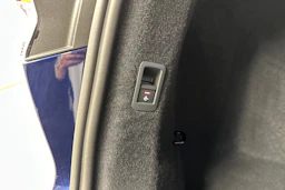 sininen Audi Q4 e-tron 2024 kuva 29.