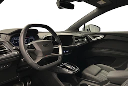 valkoinen Audi Q4 e-tron 2024 kuva 6.