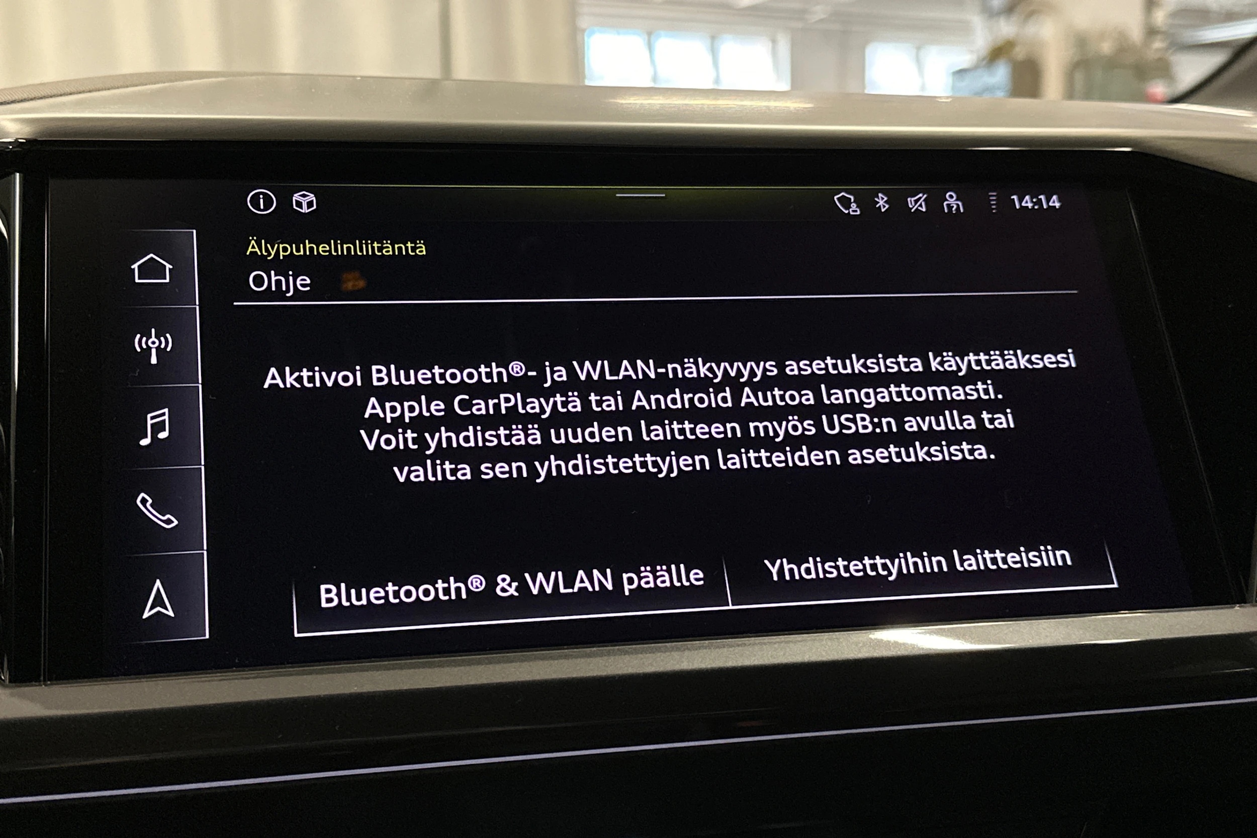 valkoinen Audi Q4 e-tron 2024 kuva 20.