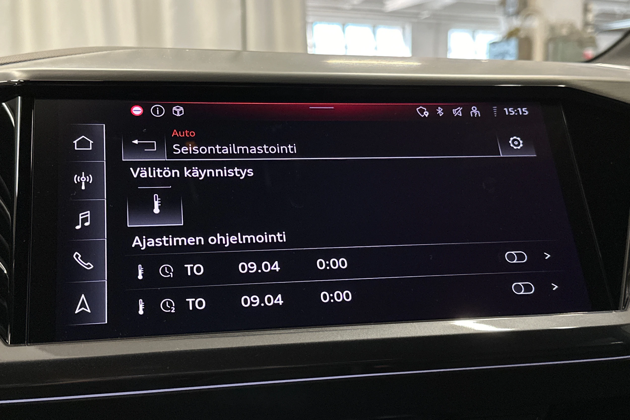 valkoinen Audi Q4 e-tron 2024 kuva 21.