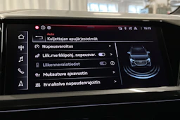 valkoinen Audi Q4 e-tron 2024 kuva 22.