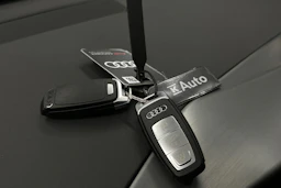 valkoinen Audi Q4 e-tron 2024 kuva 29.