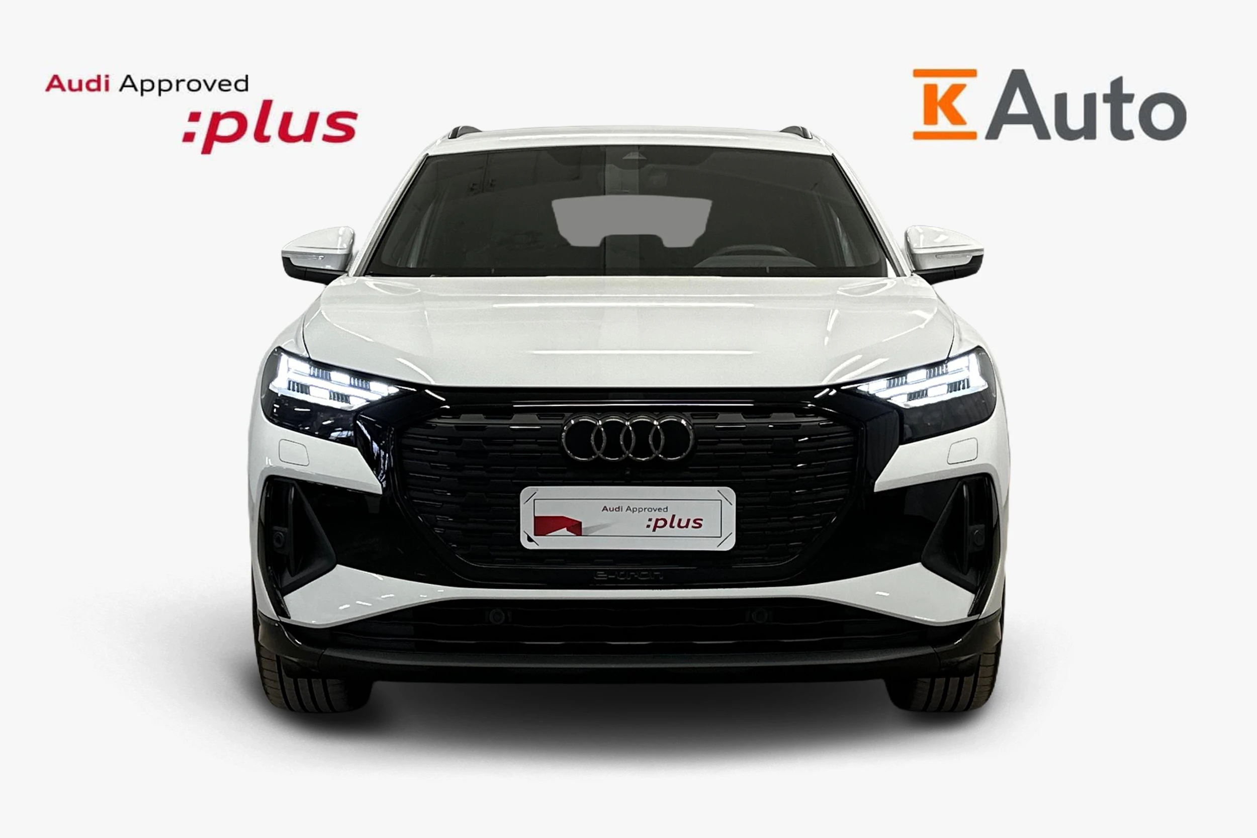 valkoinen Audi Q4 e-tron 2024 kuva 4.
