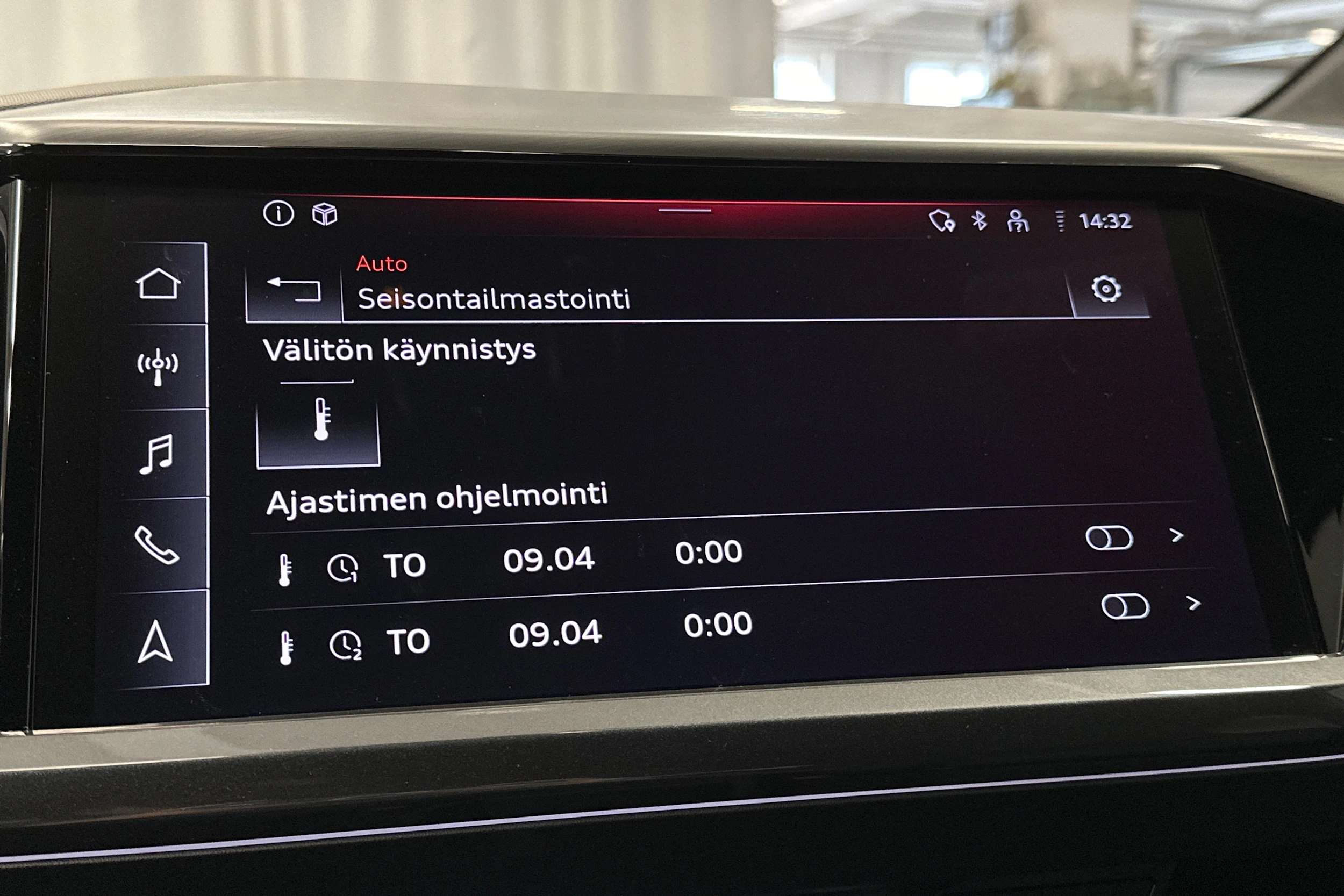 valkoinen Audi Q4 e-tron 2024 kuva 21.