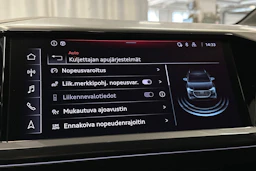 valkoinen Audi Q4 e-tron 2024 kuva 22.