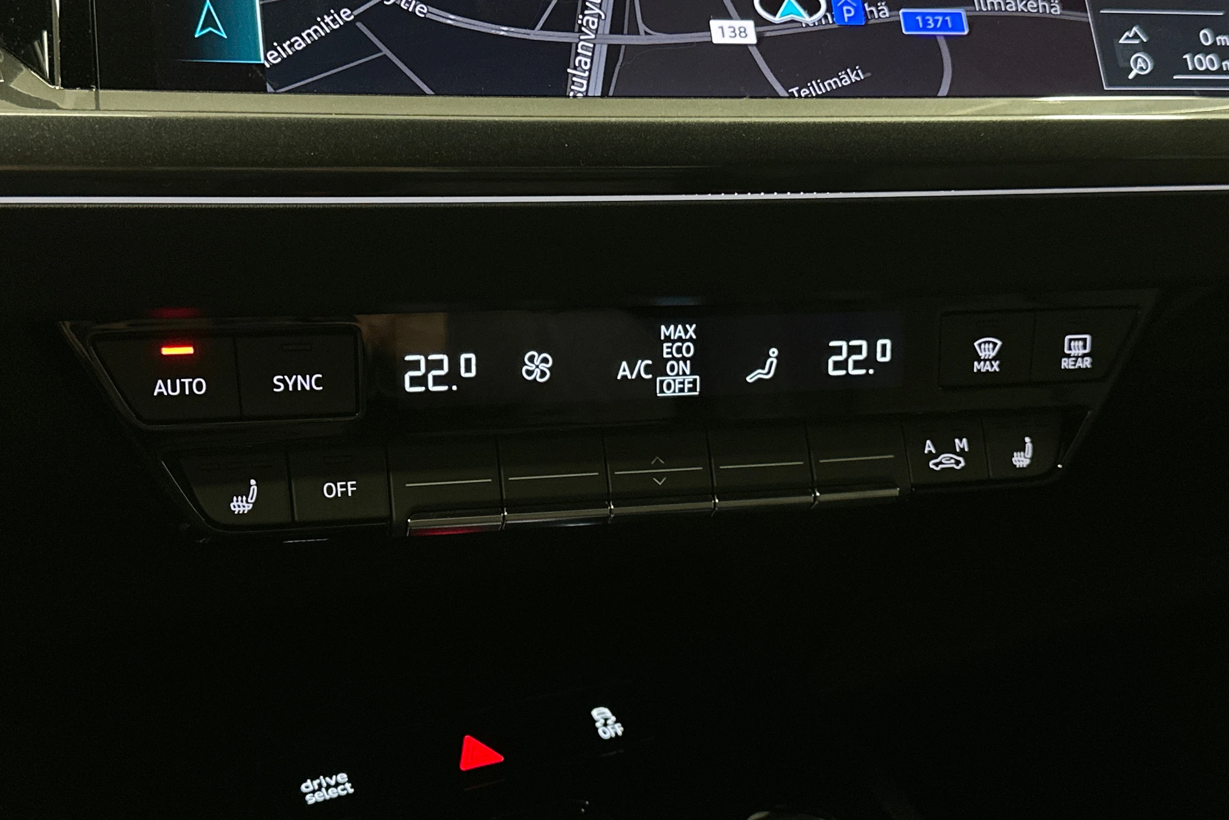 valkoinen Audi Q4 e-tron 2024 kuva 26.