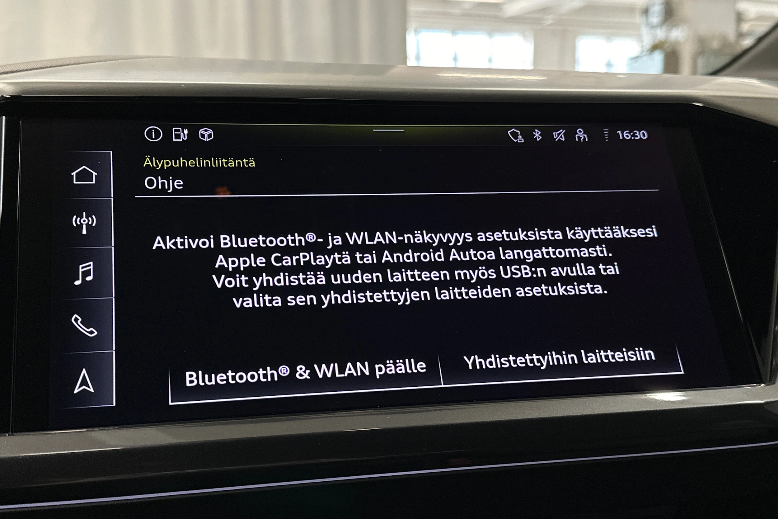 harmaa Audi Q4 e-tron 2024 kuva 20.