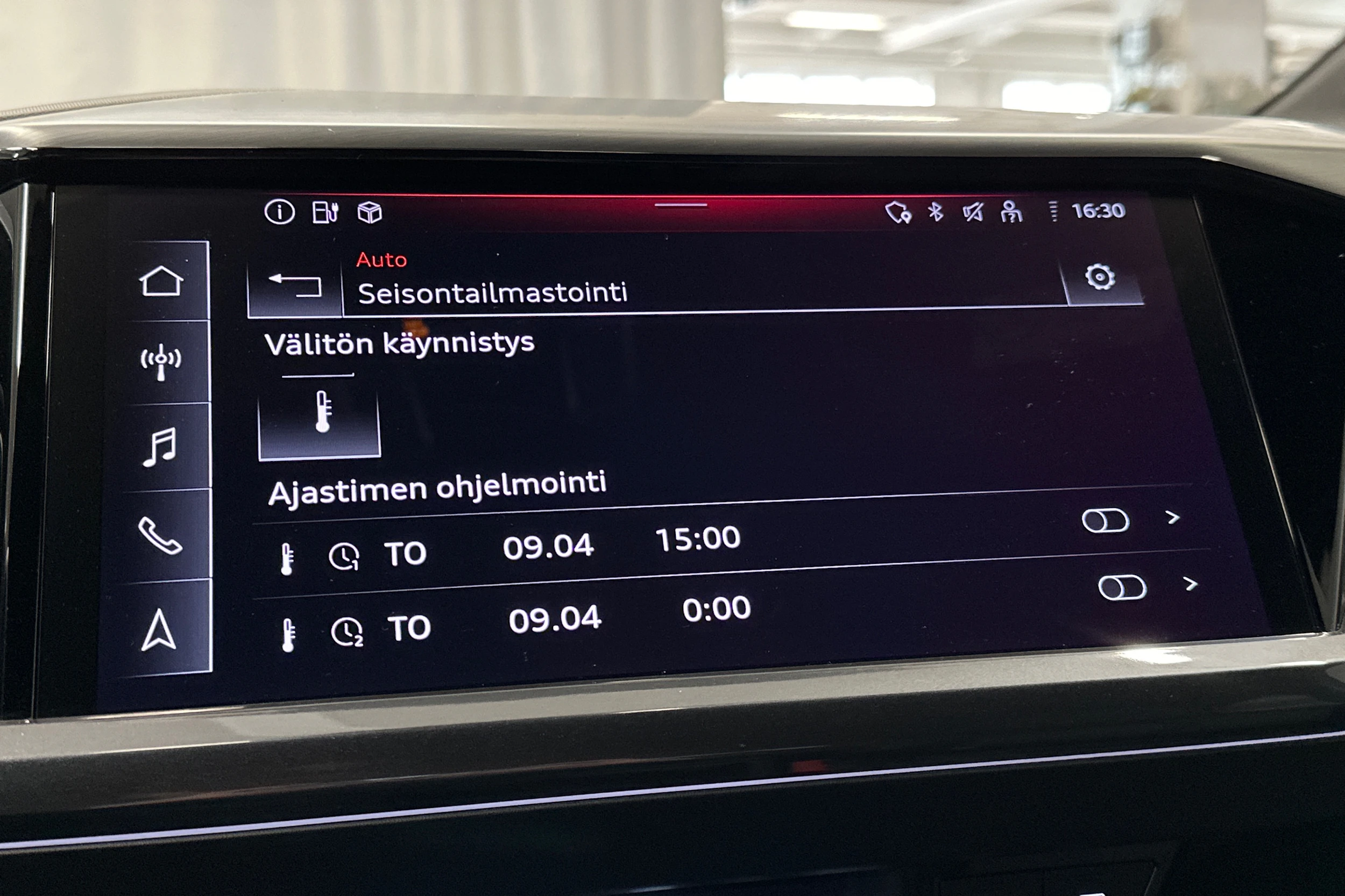 harmaa Audi Q4 e-tron 2024 kuva 21.