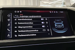 harmaa Audi Q4 e-tron 2024 kuva 24.