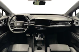 harmaa Audi Q4 e-tron 2024 kuva 7.