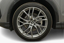 harmaa Audi Q4 e-tron 2024 kuva 9.