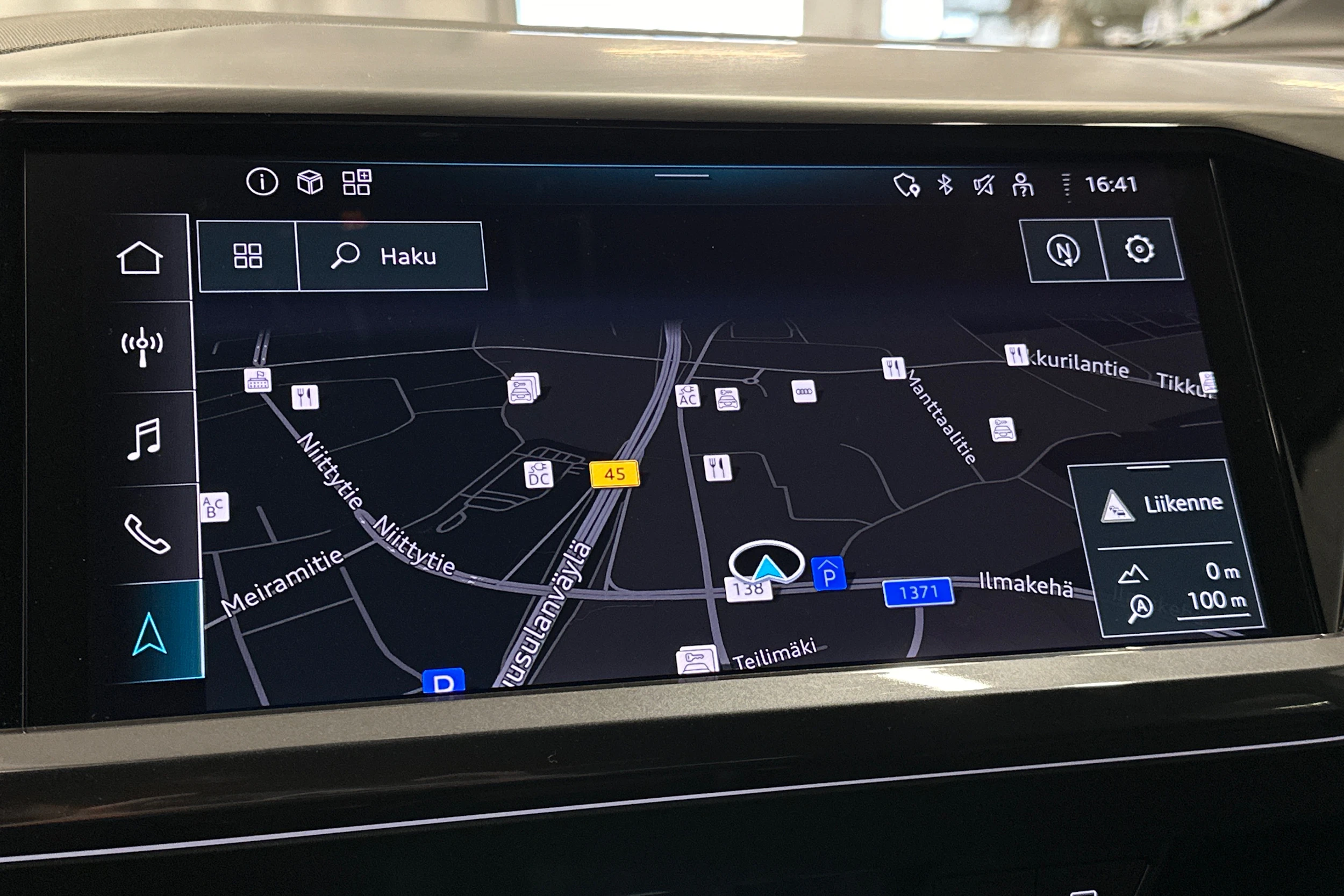 harmaa Audi Q4 e-tron 2024 kuva 25.