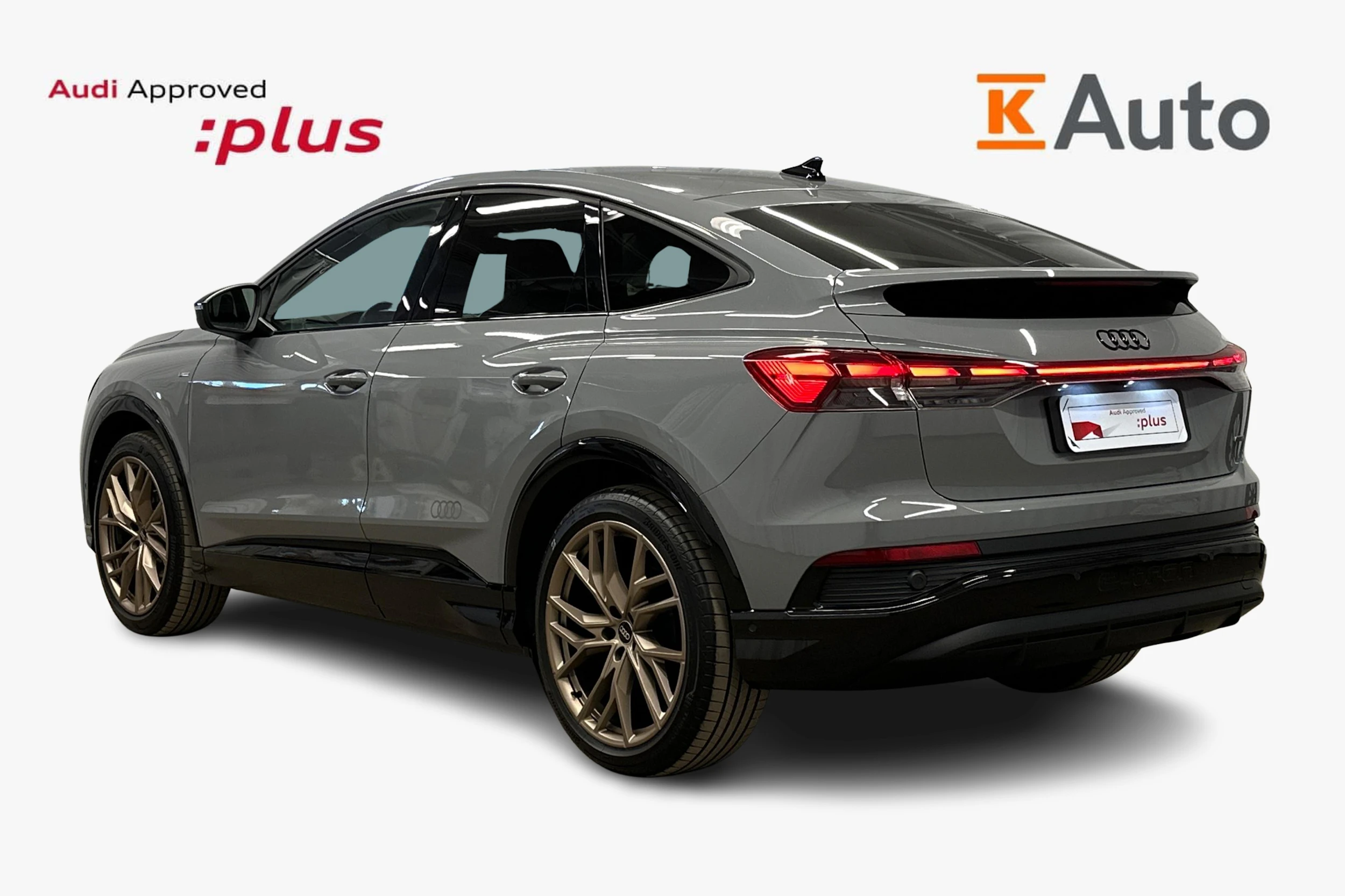 harmaa Audi Q4 e-tron 2024 kuva 2.