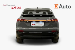 harmaa Audi Q4 e-tron 2024 kuva 3.