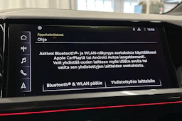 harmaa Audi Q4 e-tron 2024 kuva 23.