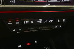 harmaa Audi Q4 e-tron 2024 kuva 29.