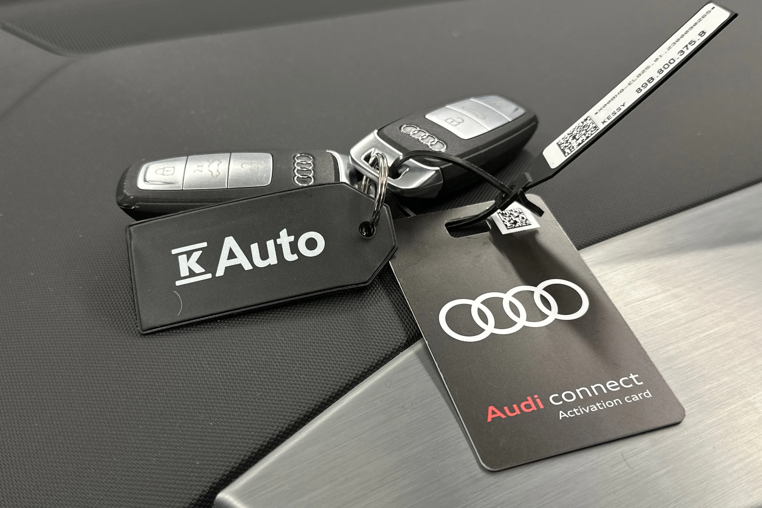 sininen Audi Q4 e-tron 2024 kuva 29.