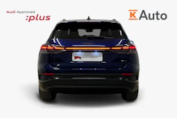 sininen Audi Q4 e-tron 2024 kuva 3.