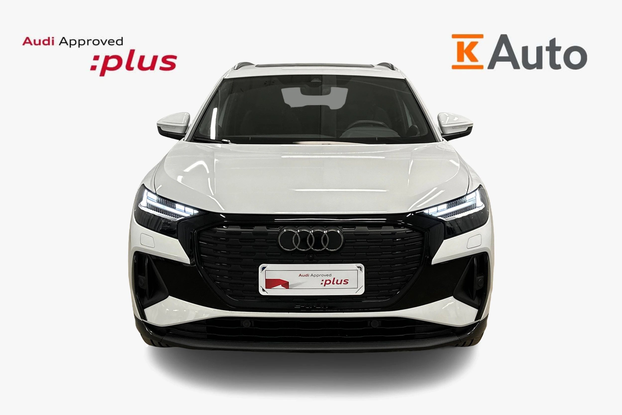 valkoinen Audi Q4 e-tron 2024 kuva 4.