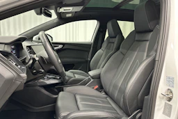 valkoinen Audi Q4 e-tron 2024 kuva 11.