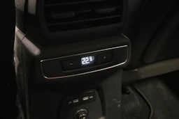 sininen Audi Q4 e-tron 2024 kuva 14.