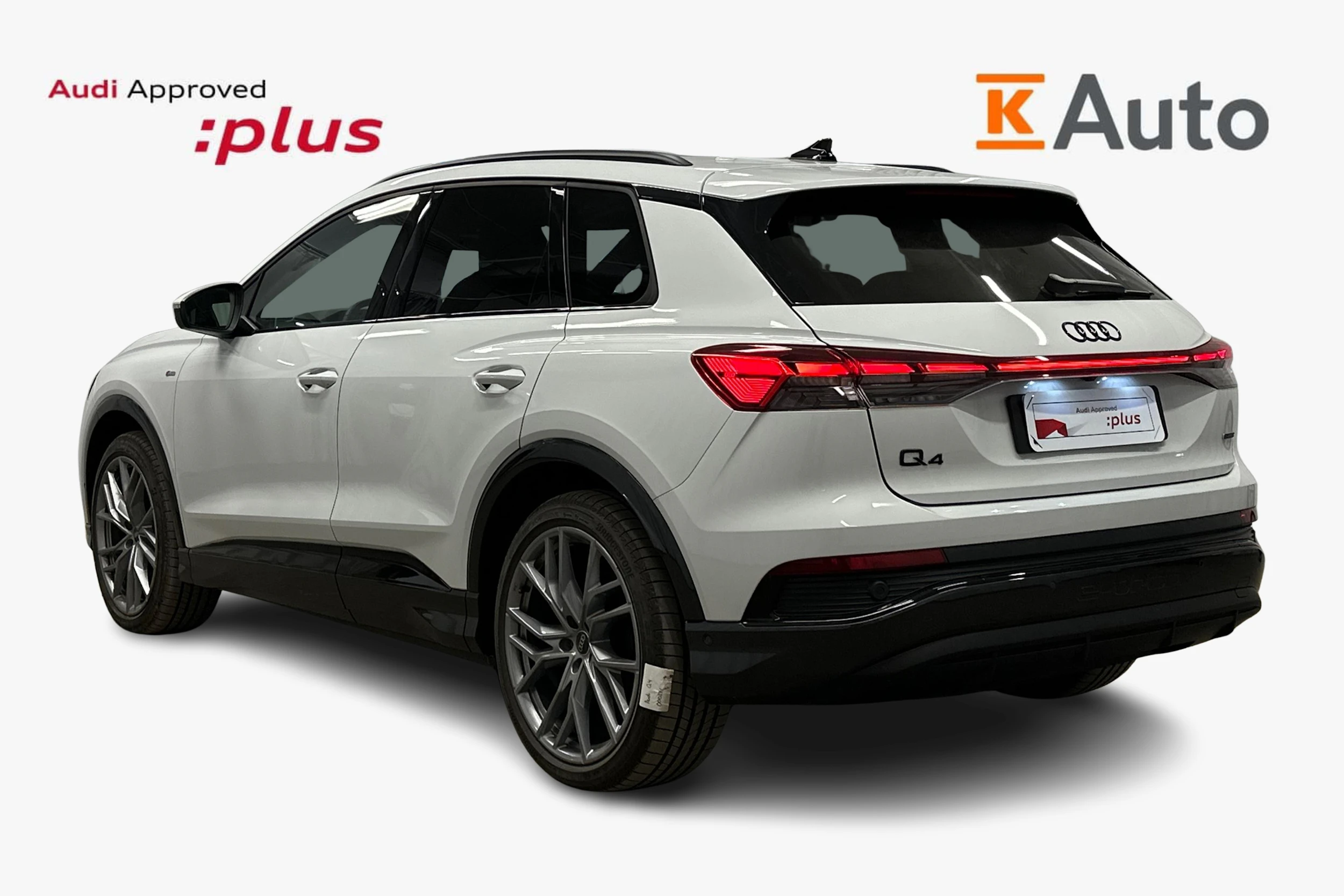 valkoinen Audi Q4 e-tron 2024 kuva 2.