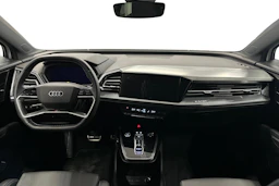 valkoinen Audi Q4 e-tron 2024 kuva 7.