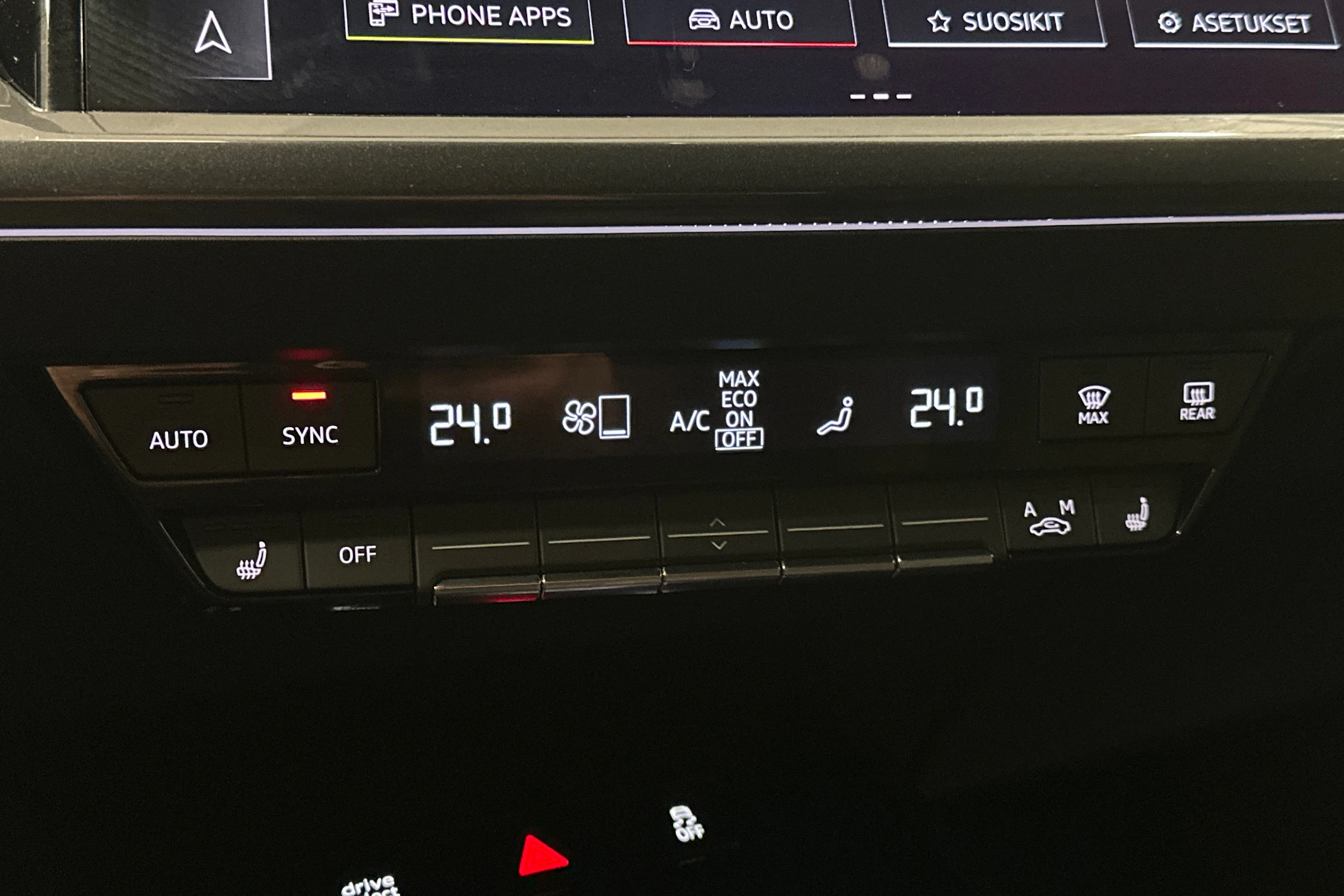 valkoinen Audi Q4 e-tron 2024 kuva 25.