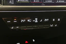 valkoinen Audi Q4 e-tron 2024 kuva 25.