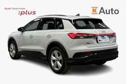 valkoinen Audi Q4 e-tron 2024 kuva 2.