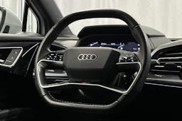 valkoinen Audi Q4 e-tron 2024 kuva 16.