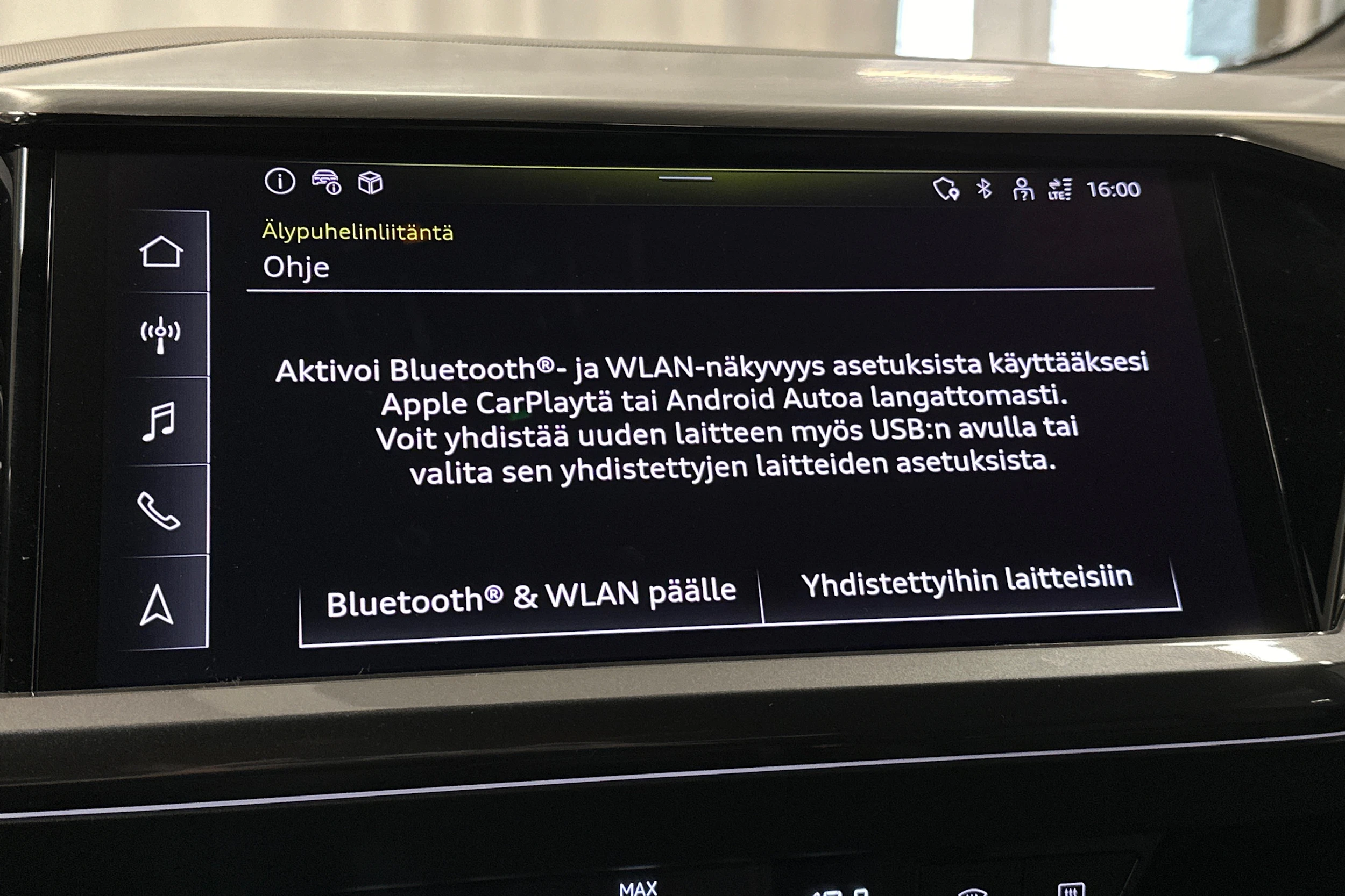 valkoinen Audi Q4 e-tron 2024 kuva 22.